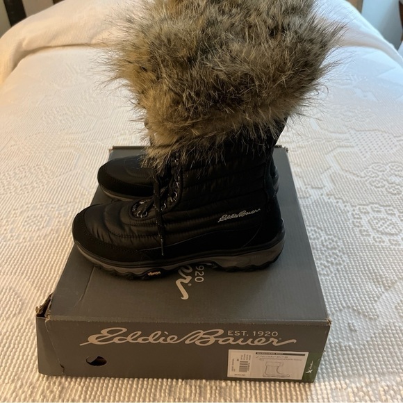 Eddie Bauer Microtherm black boots with faux fur. Size 8. Worn one time. - Picture 2 of 10